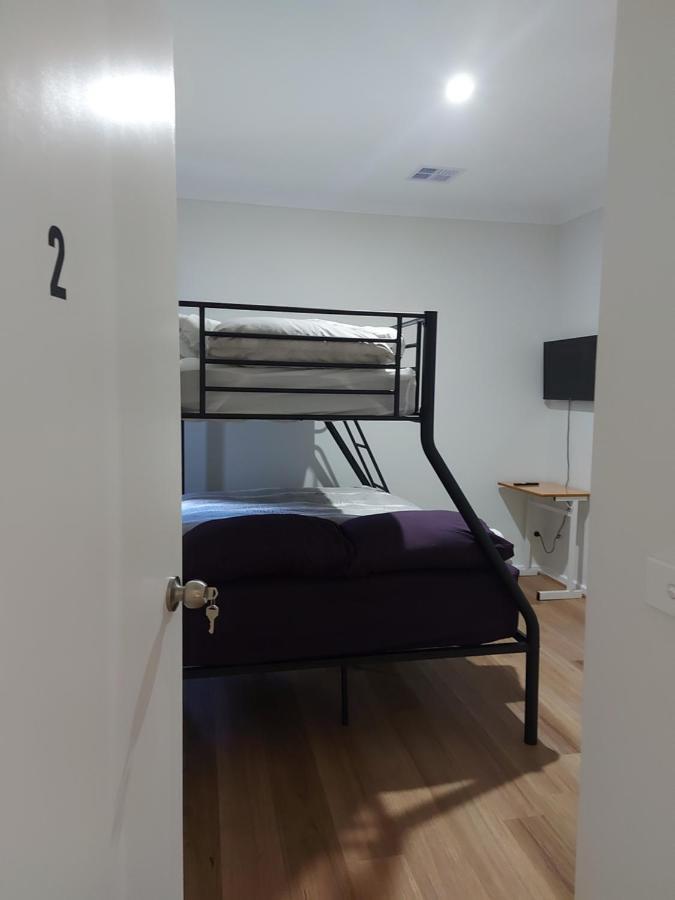 Maruve Guesthouse 12 Min From Melb Airport Melbourne Eksteriør billede